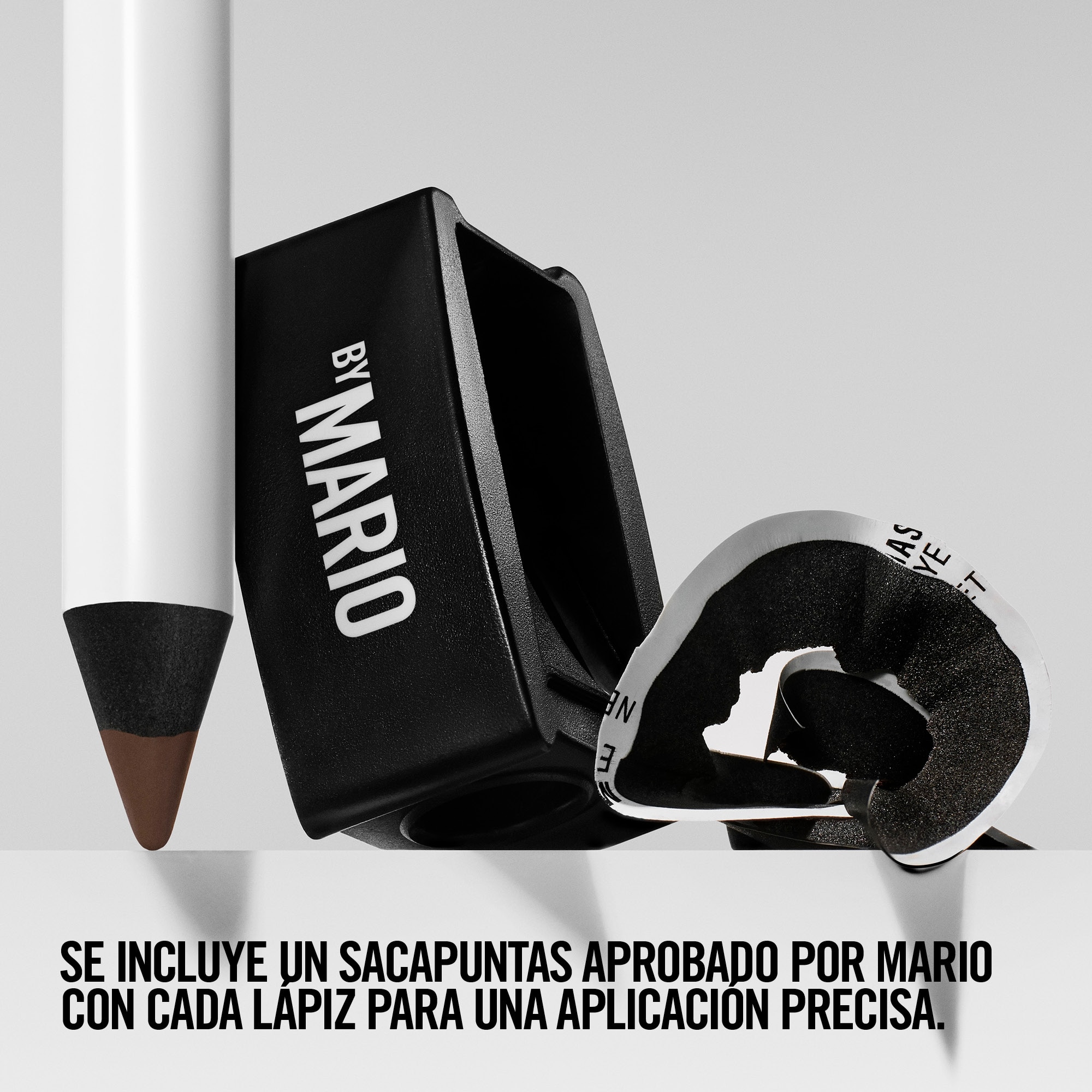MASTER PIGMENT PRO® EYE PENCIL (LÁPIZ PARA OJOS ALTO EN PIGMENTOS)